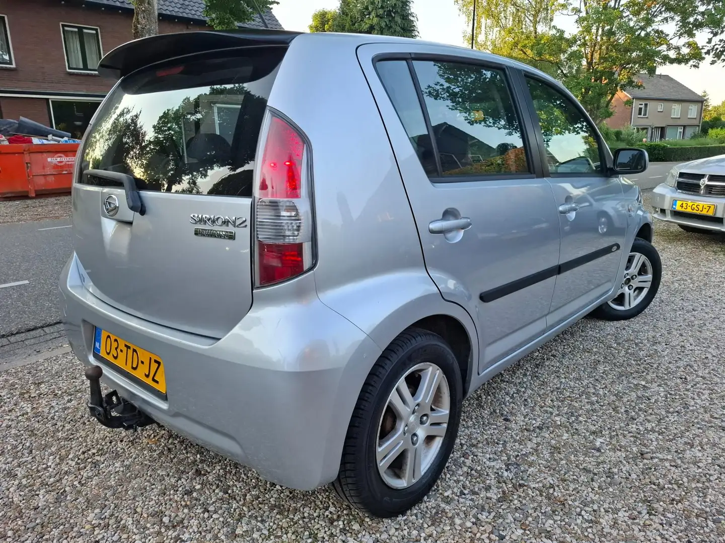 Daihatsu Sirion 2 1.0-12V Trend airco elektr pakket boekjes nette Gris - 2