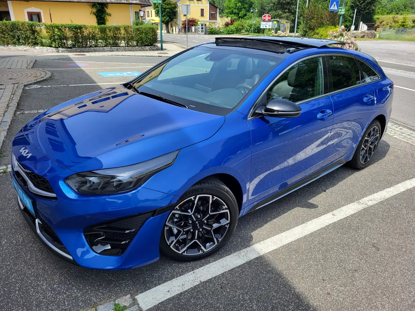 Kia ProCeed / pro_cee'd pro ceed 1,5 TGDI 48V GPF GT-Line DCT GT-Line Blau - 1