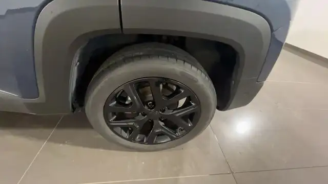 Jeep Renegade view 7