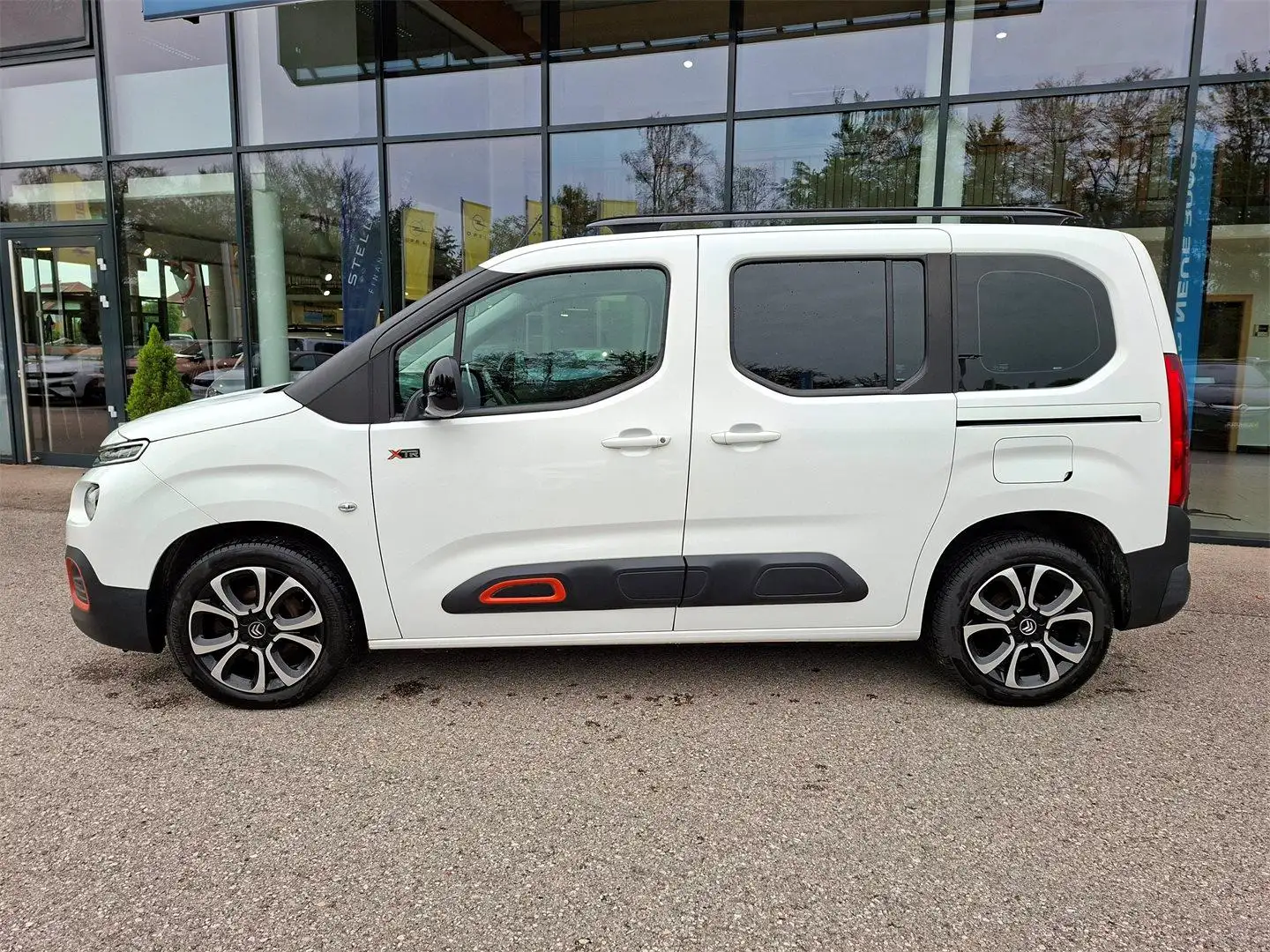 Citroen Berlingo 130 BHDi S&S Feel XTR Weiß - 2