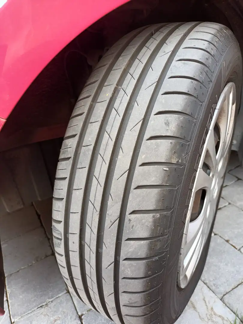 Hyundai i20 i20 1.2 Classic Rouge - 2