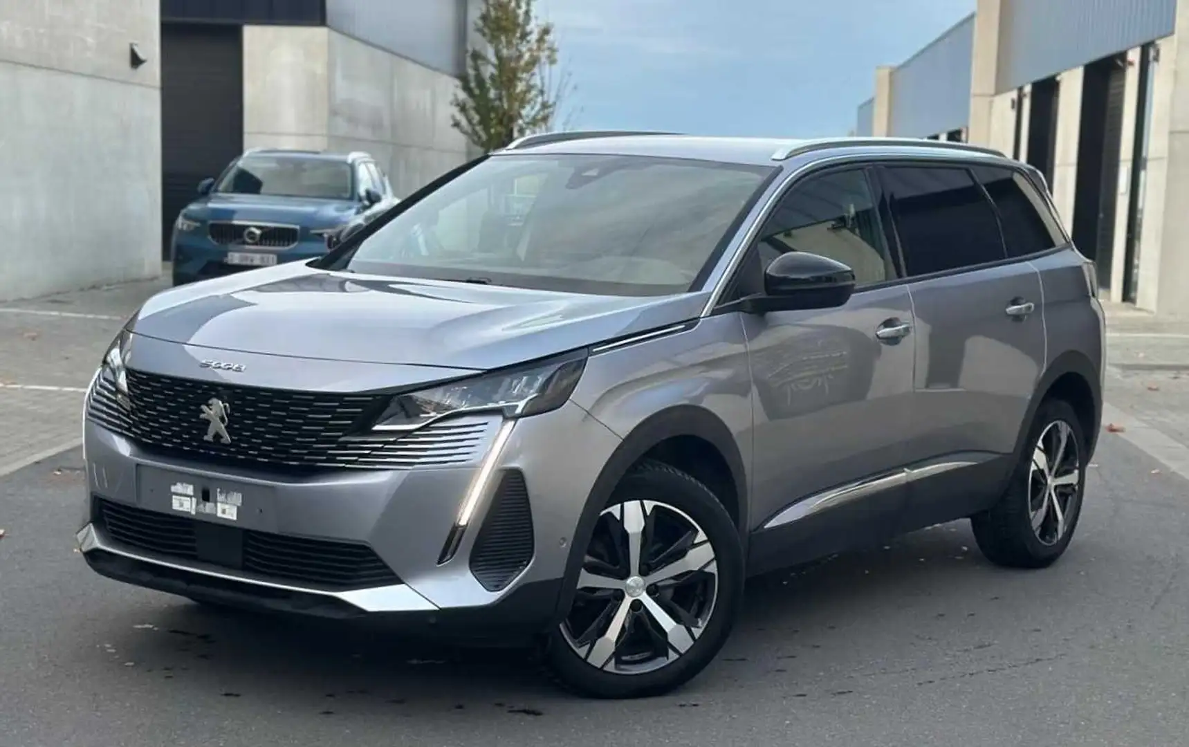 Peugeot 5008 Allure 1.2 Turbo EAT8 Nv Dist –7pl–2023 TVA Gris - 1