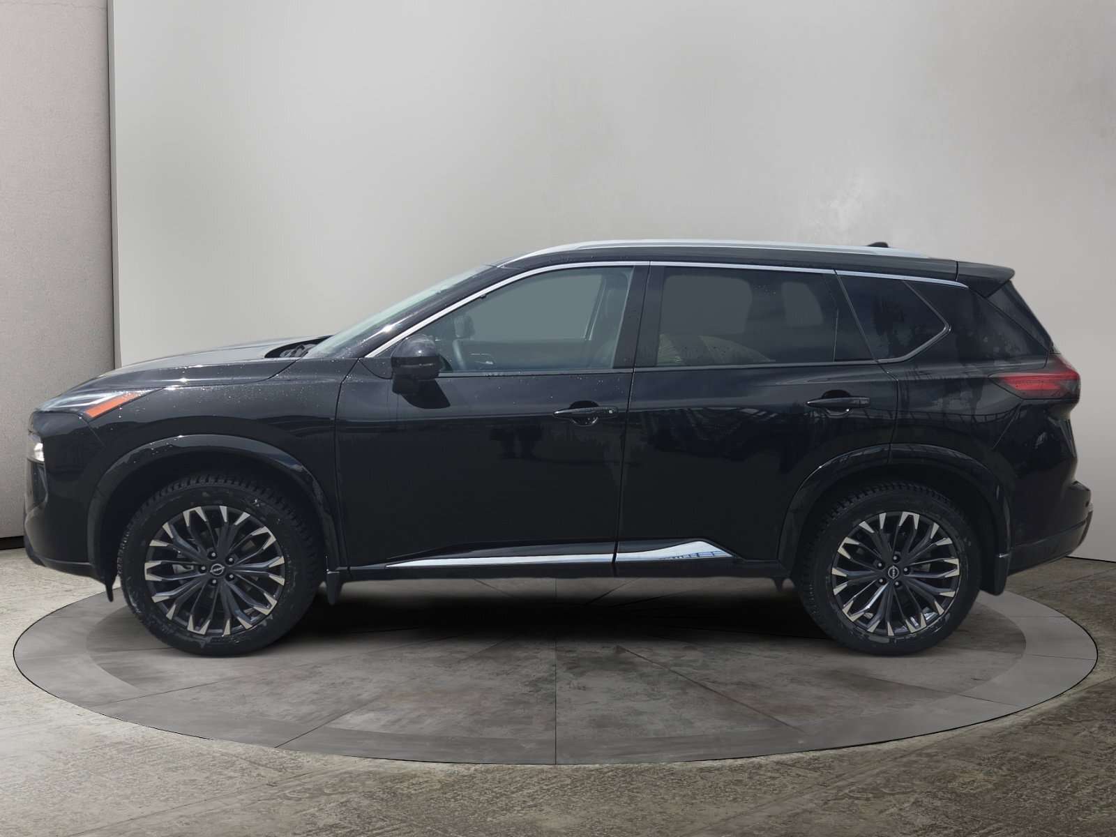 2026 Nissan Rogue PLATINUM | AWD | MOONROOF | 360 CAM | REMOTE START — снимка 1