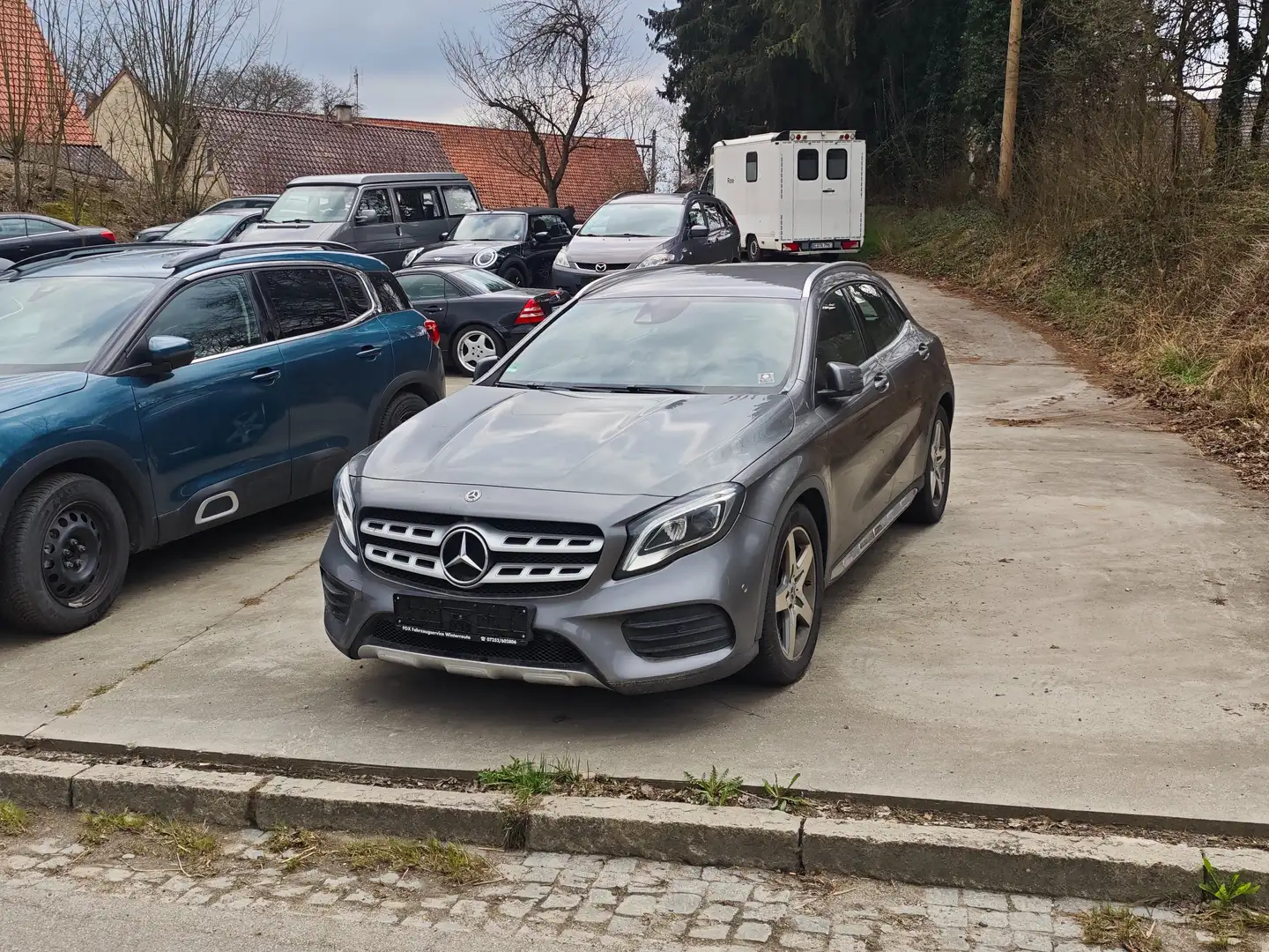 Mercedes-Benz GLA 250 4Matic 7G-DCT AMG Line Сірий - 2