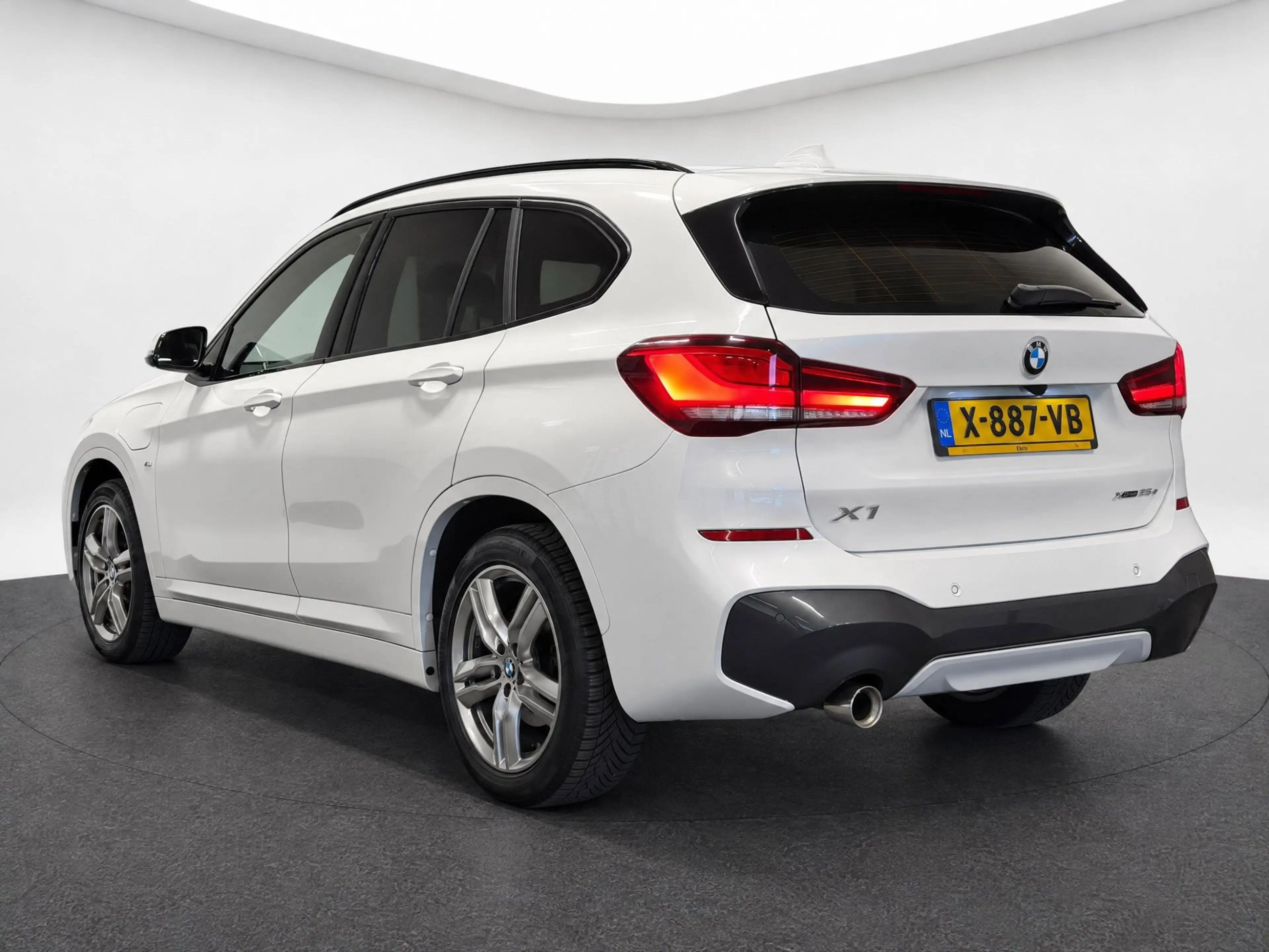 BMW X1 XDrive25e (M-SPORT, LED, NAVI, STOELVERWARMING, DE — photo 6