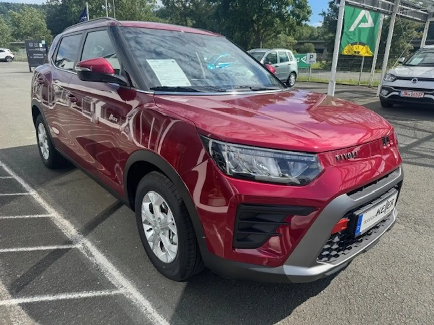 KGM Tivoli Rood - 2