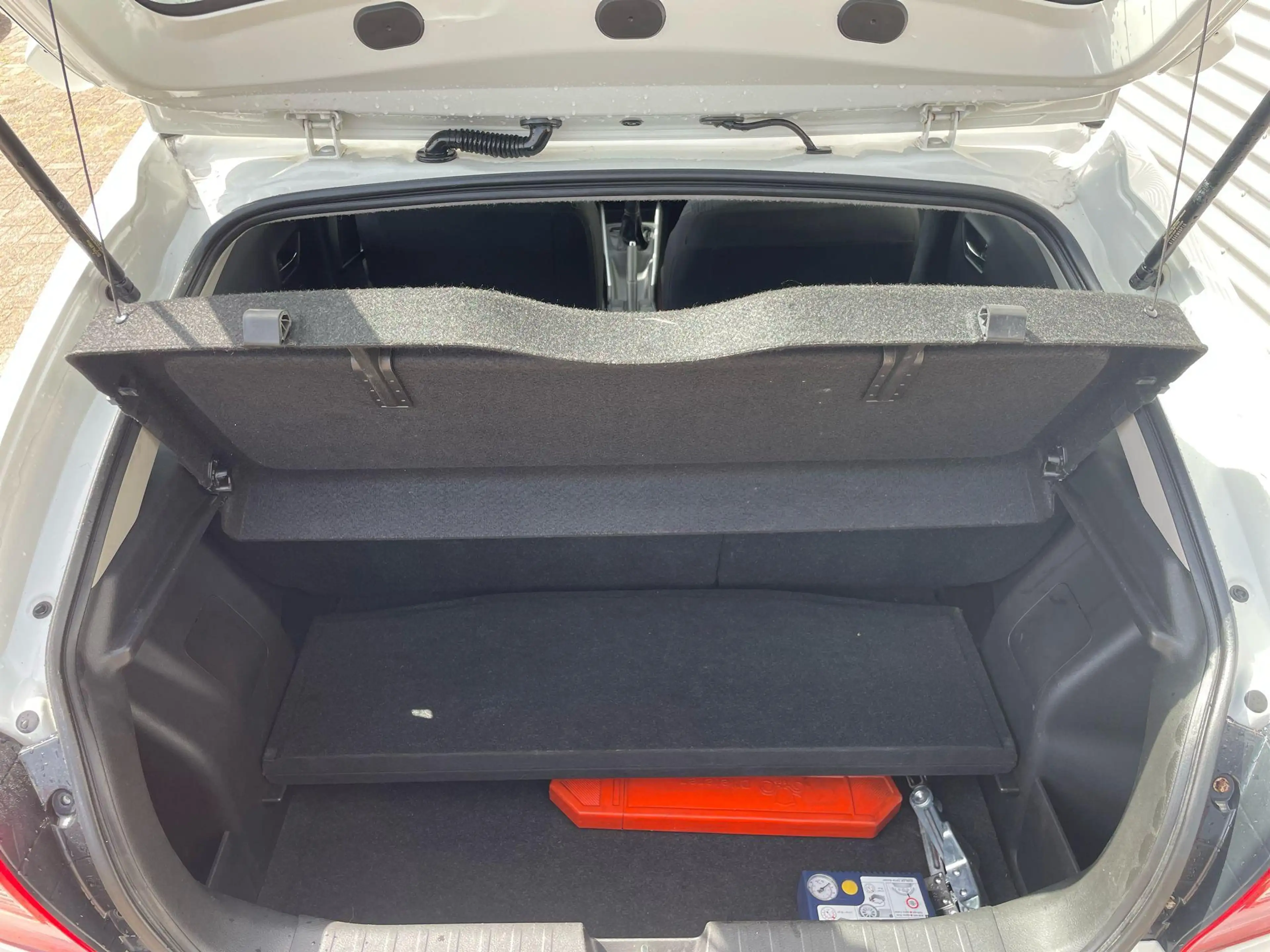 Suzuki Baleno 1.2 Exclusive — photo 13