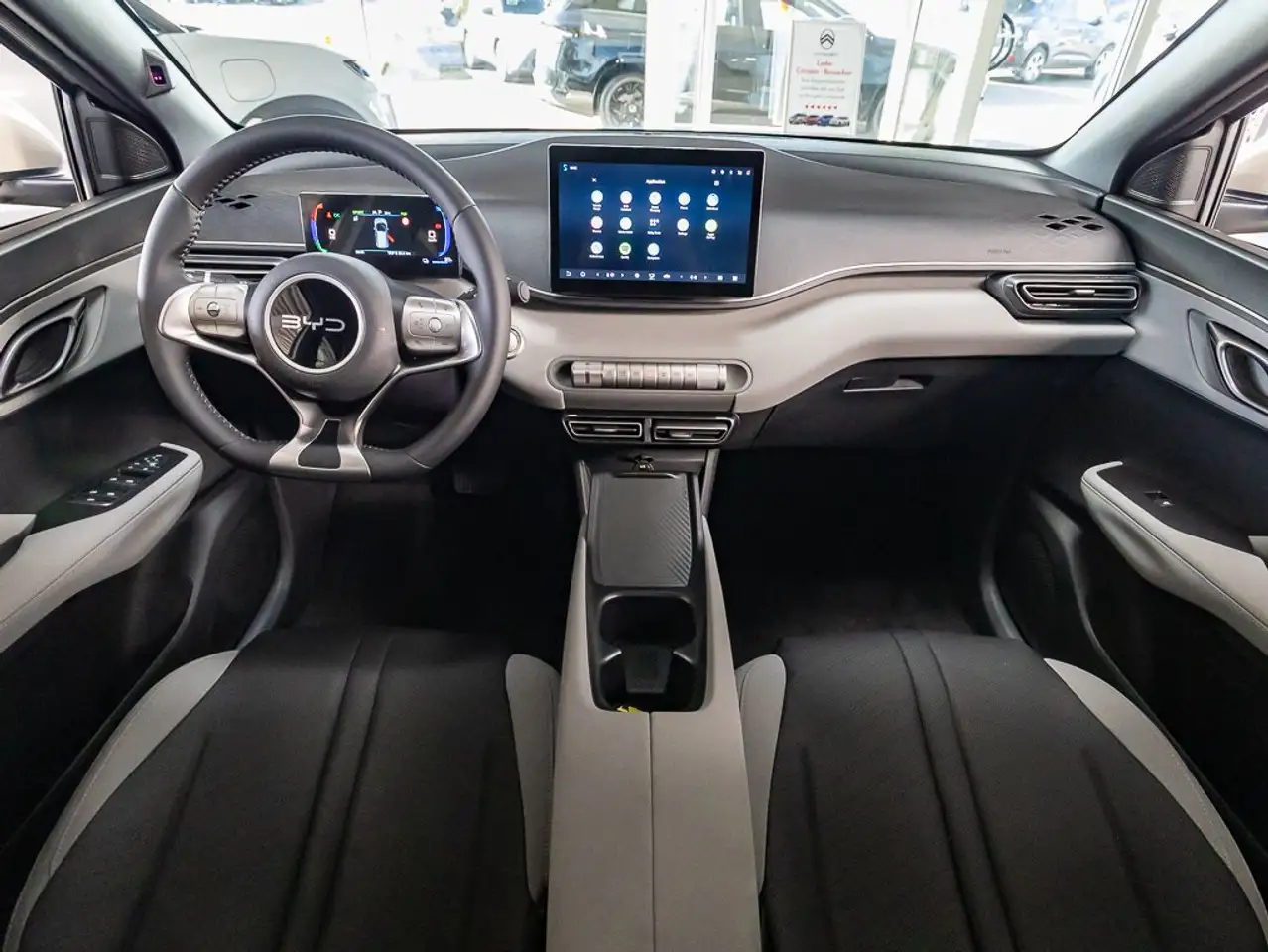 BYD Dolphin Surf 2026