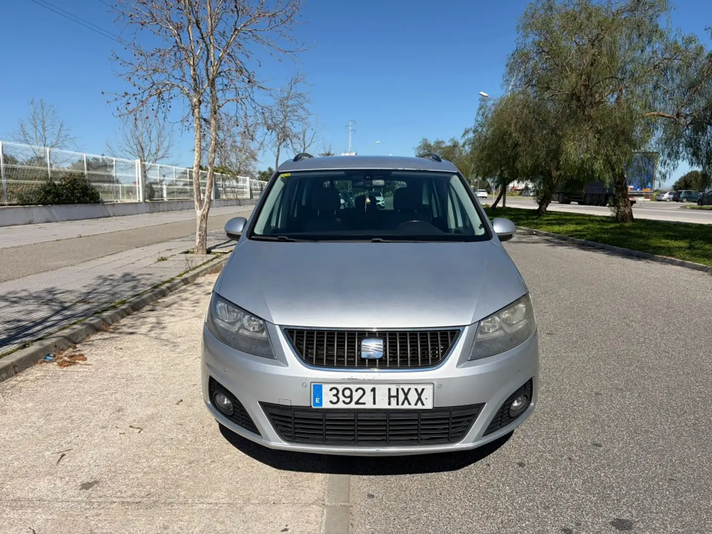 SEAT Alhambra 2.0TDI CR S&S Style DSG 140 Gris - 2