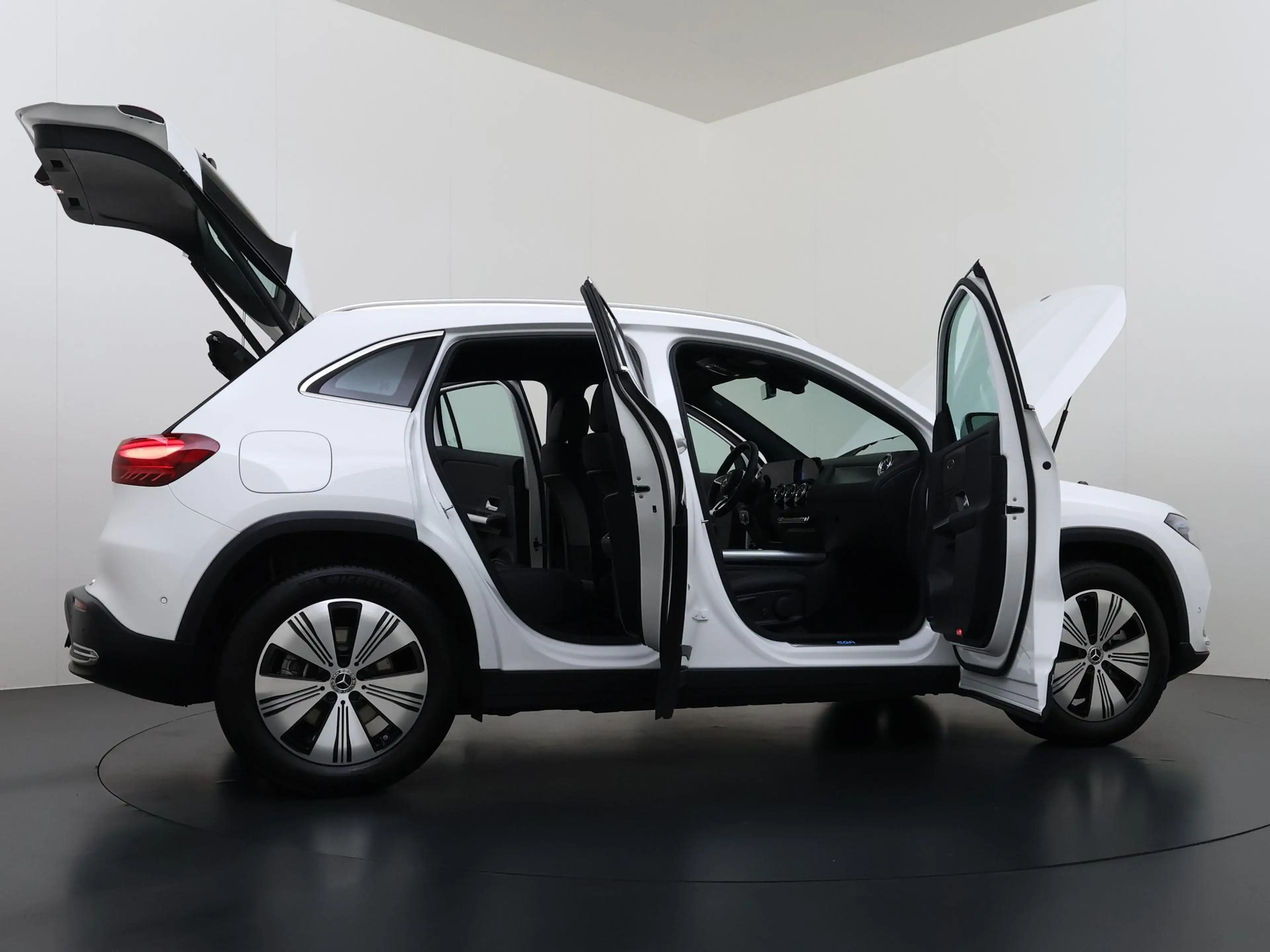 Mercedes-Benz EQA 250 250+ Business Solution 71 kWh | DodeHoek Detectie — photo 10