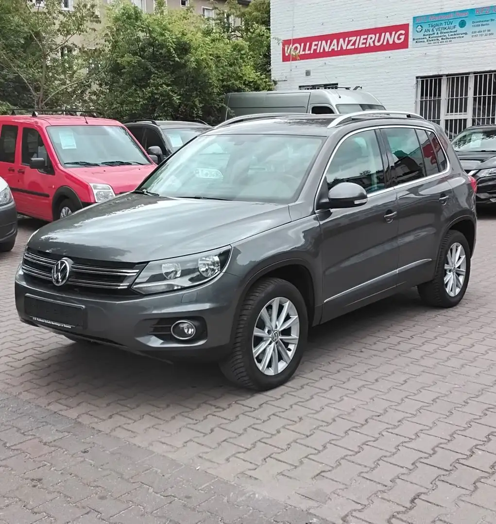 Volkswagen Tiguan Exclusive 4Motion. Automatikgetriebe Grau - 1