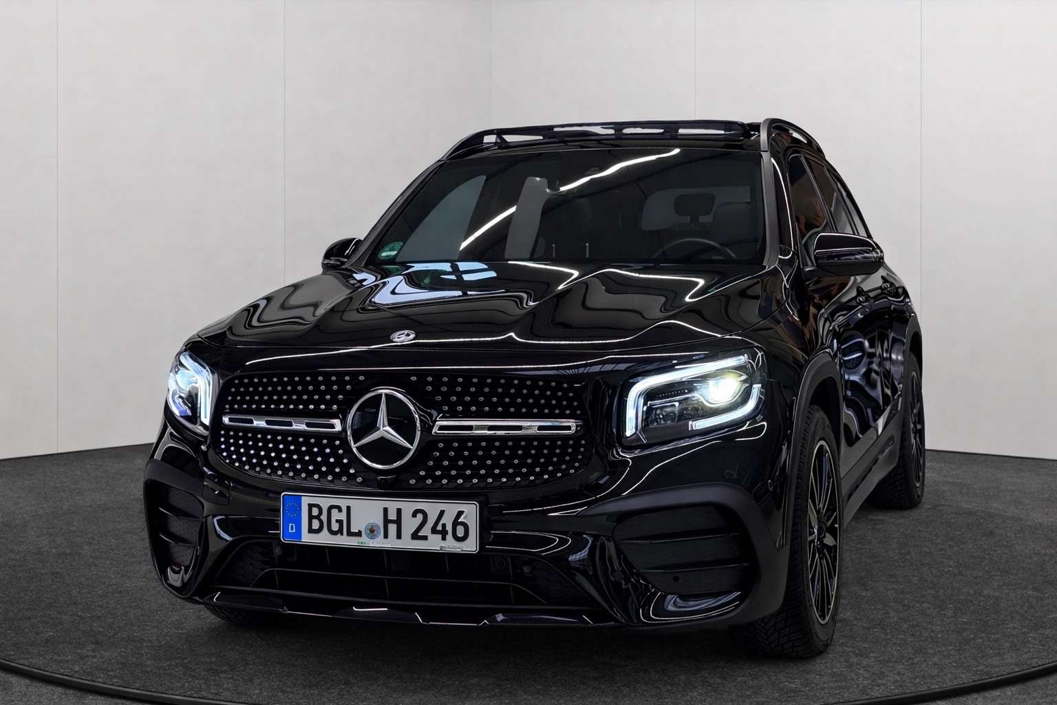 Second hand Mercedes Benz Glb-Class 250