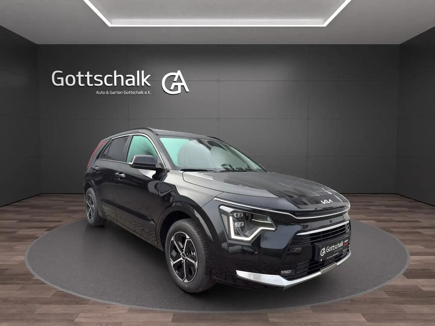 Kia Niro Hybrid Vision 1.6 GDI 129 PS Schwarz - 2