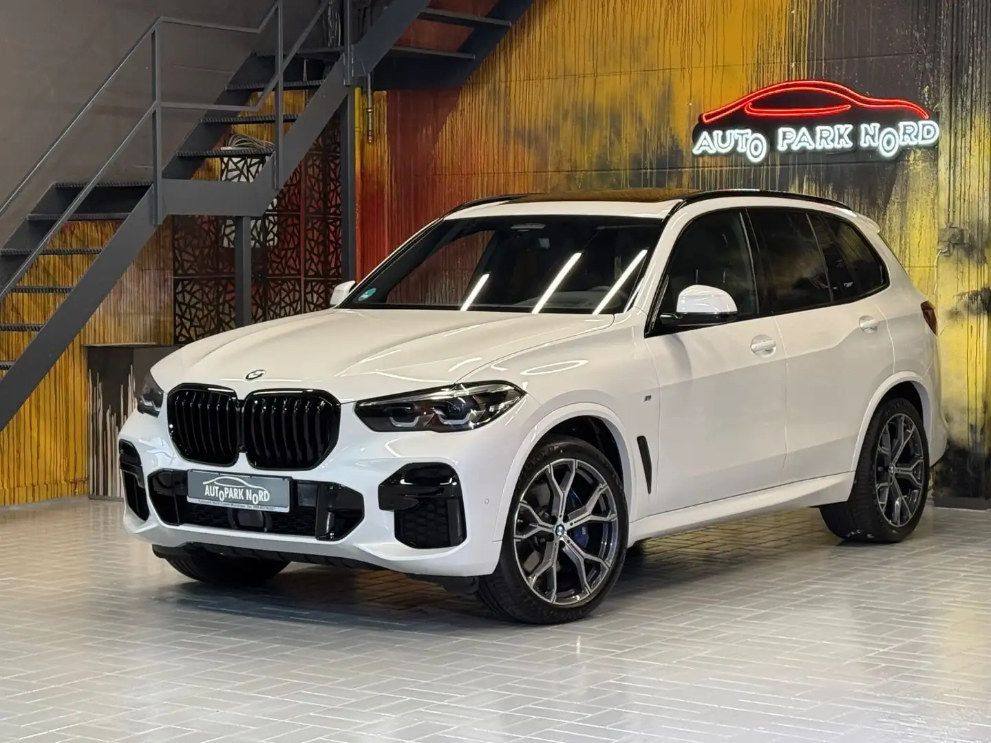 BMW X5 xDrive 30d M Sport PANO~HUD~LUFTFEDERUNG~GLAS Blanc - 1