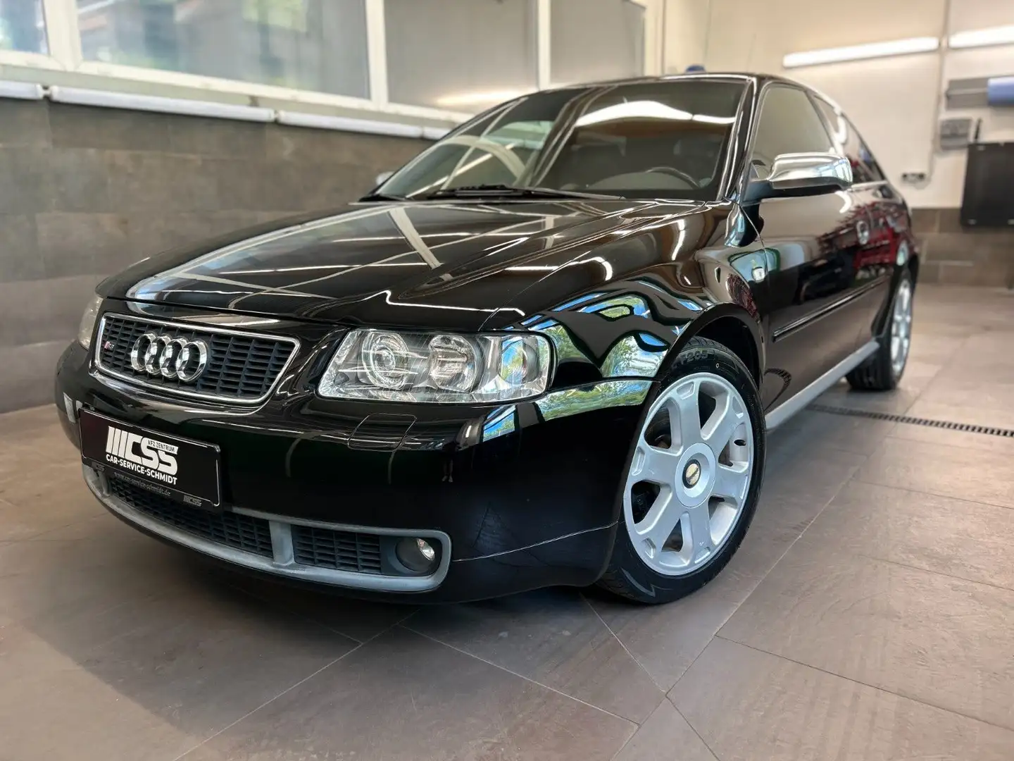 Audi S3 1.8T quattro Facelift 1.Hand Scheckheft Negru - 1