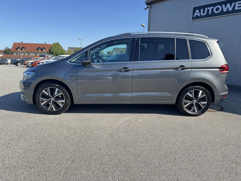 Volkswagen Touran Highline 2.0 TDI DSG Panorama LED — photo 3