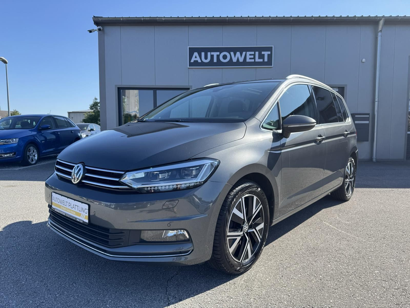 Volkswagen Touran Highline 2.0 TDI DSG Panorama LED