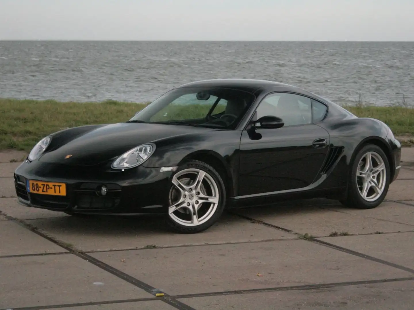 Porsche Cayman Cayman 2.7 Zwart - 1
