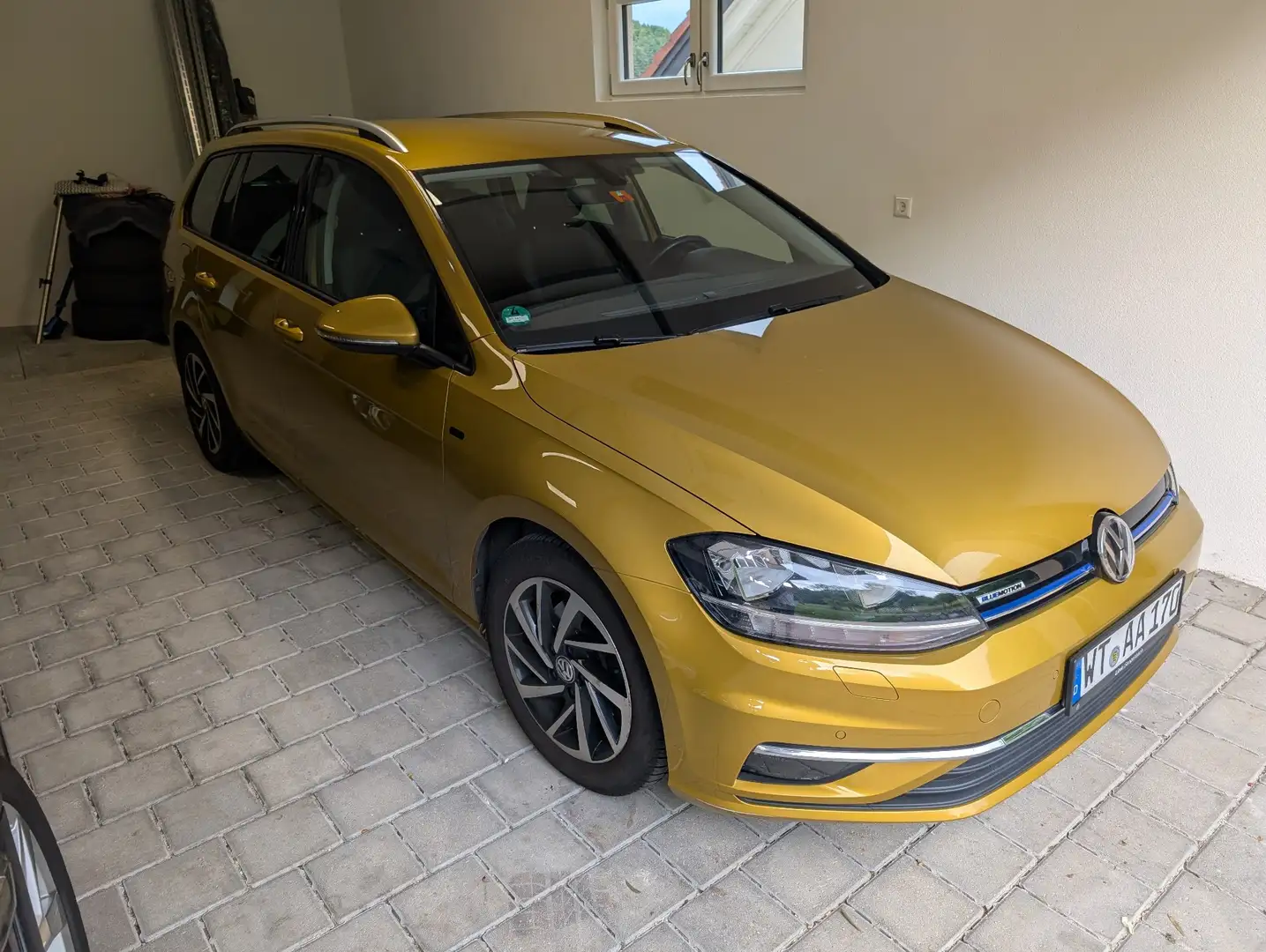 Volkswagen Golf Variant Join BlueMotion Beige - 1