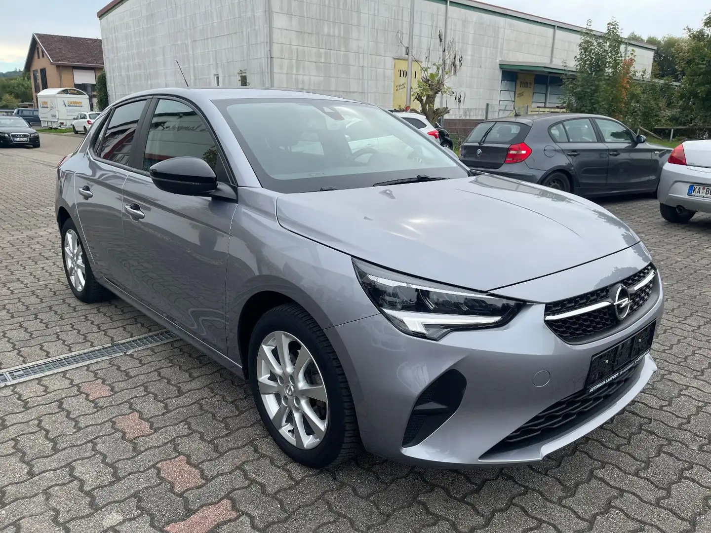 Opel Corsa F Edition NAVI ALU SHZ LHZ KAMERA PDC Grau - 2