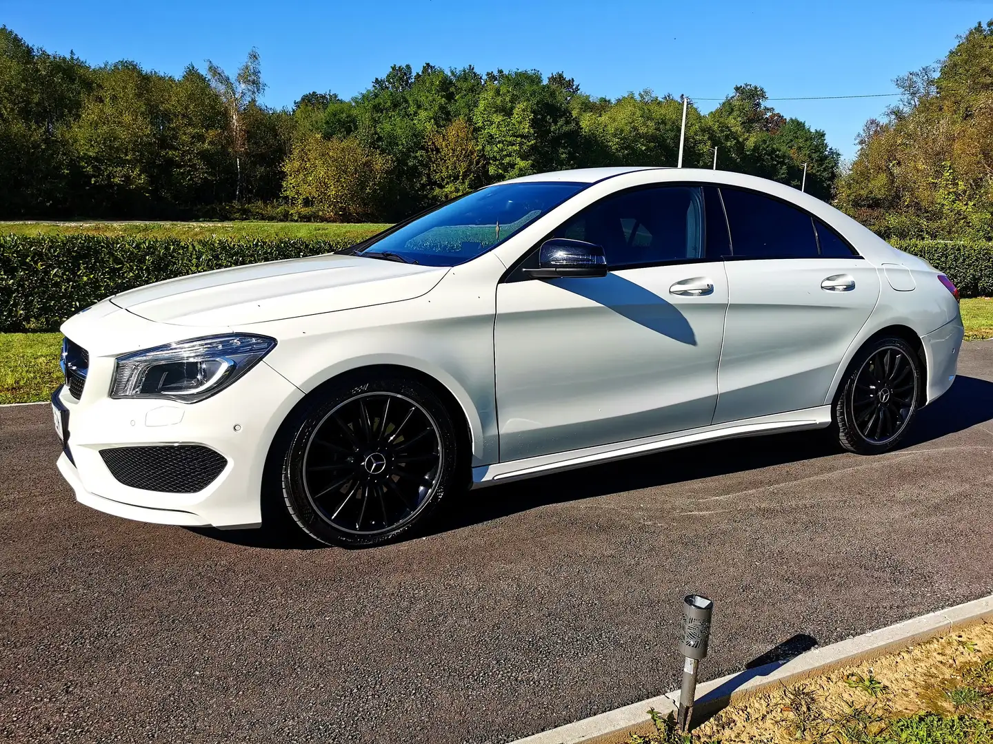 Mercedes-Benz CLA 180 CLA 180 d Weiß - 2