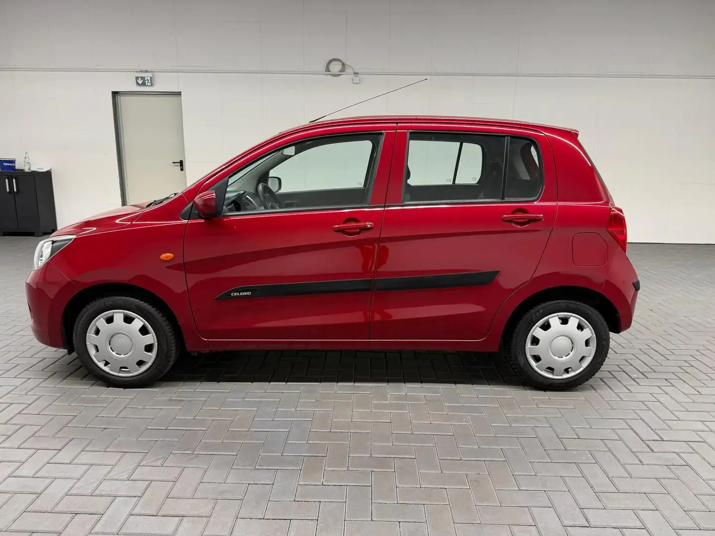 Suzuki Celerio Comfort Klima/Radio-CD/BT/USB Rot - 2