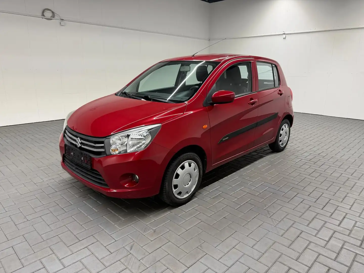 Suzuki Celerio Comfort Klima/Radio-CD/BT/USB Rot - 1