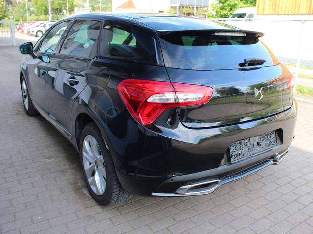 DS Automobiles DS 5 BlueHDi 180 AT S/S Kamera Leder Navi SHZ RS