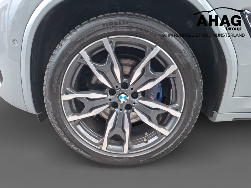 BMW X4 xDrive30i — photo 12