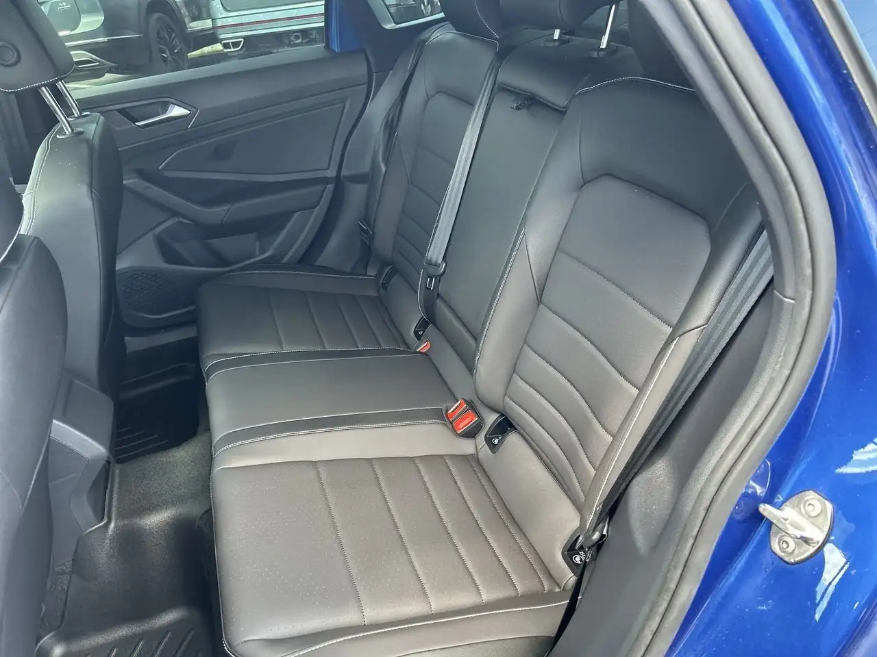 Volkswagen Jetta photo Volkswagen Jetta