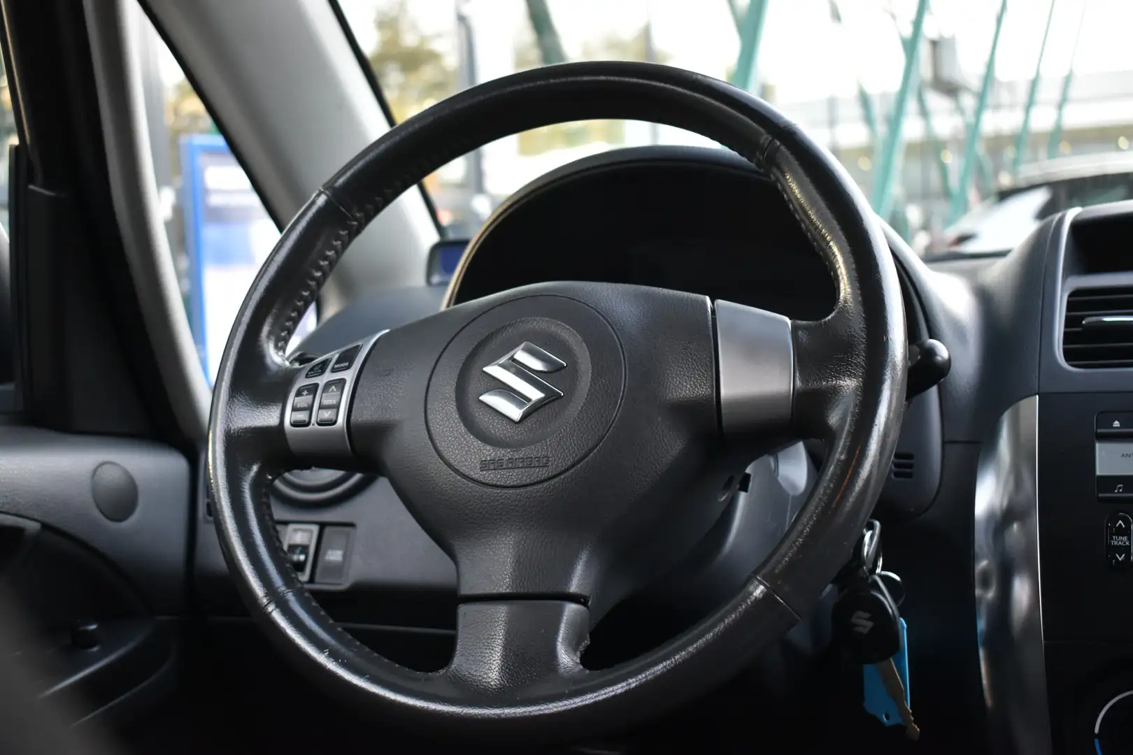 Suzuki SX4 1.6 Shogun 108pk | Nieuwe koppeling | Volledig ond Zwart - 2