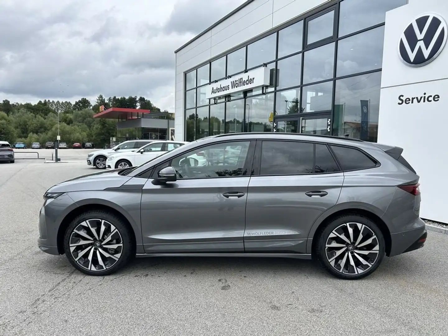 Skoda Enyaq 85 x Sportline Grau - 2