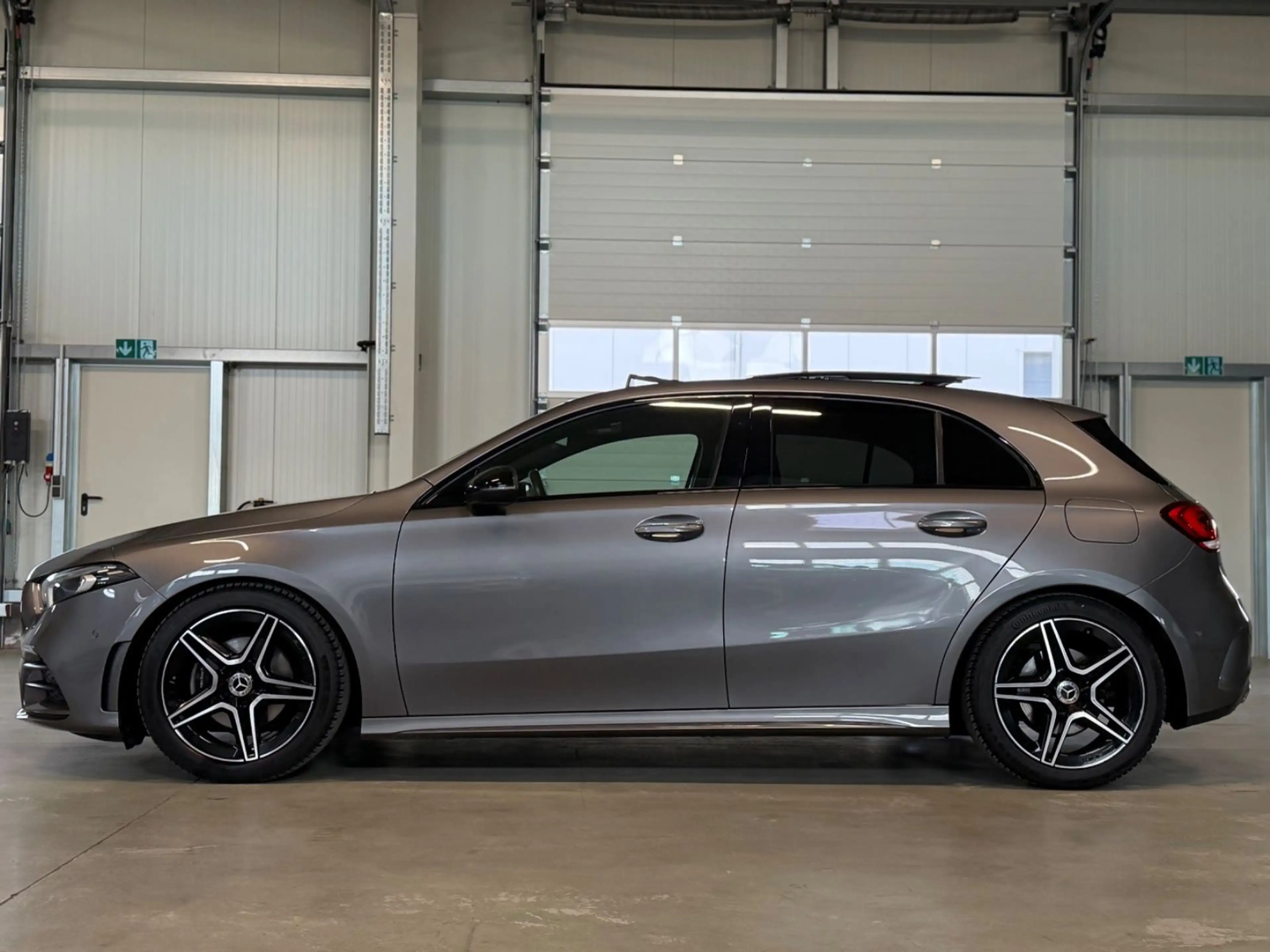Mercedes-Benz A 200 AMG Pano Burmester Wide Kamera Night 1.Hd — photo 8