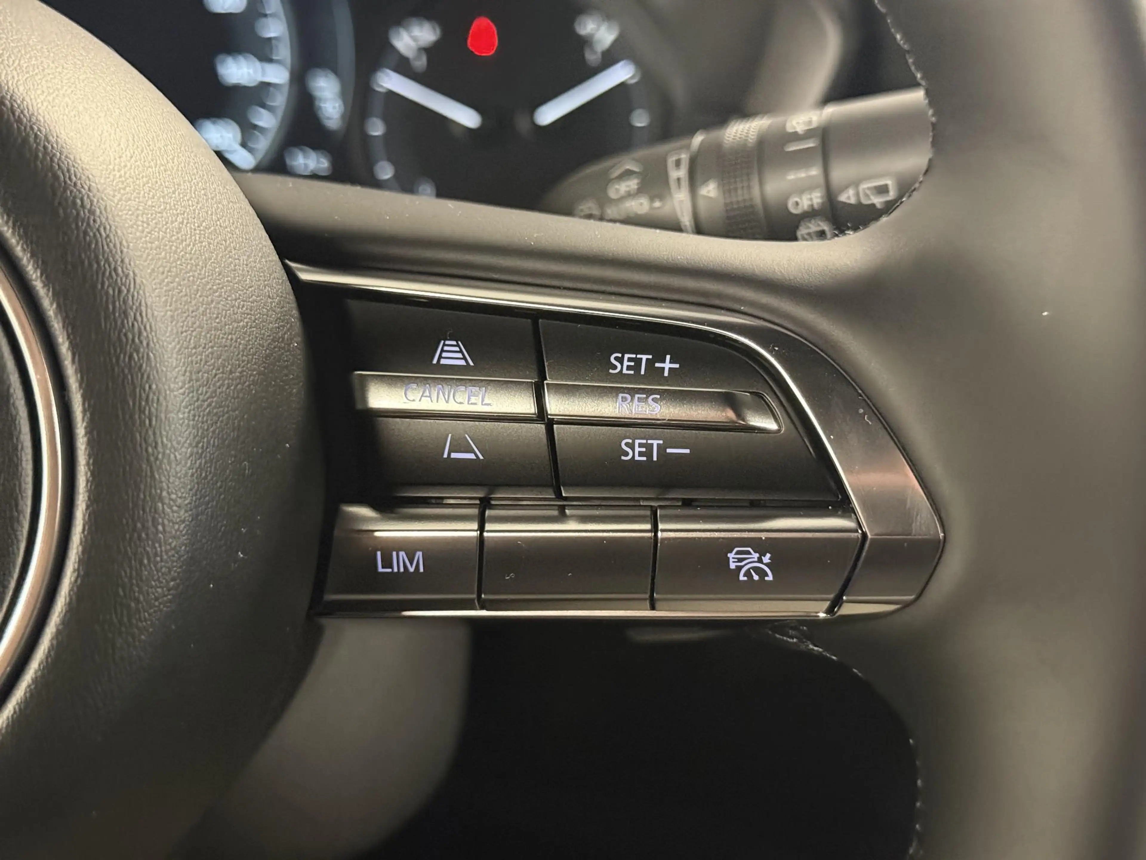 Mazda MX-30 e-SkyActiv R-EV 170 Exclusive-line HUD | Memory | — photo 14