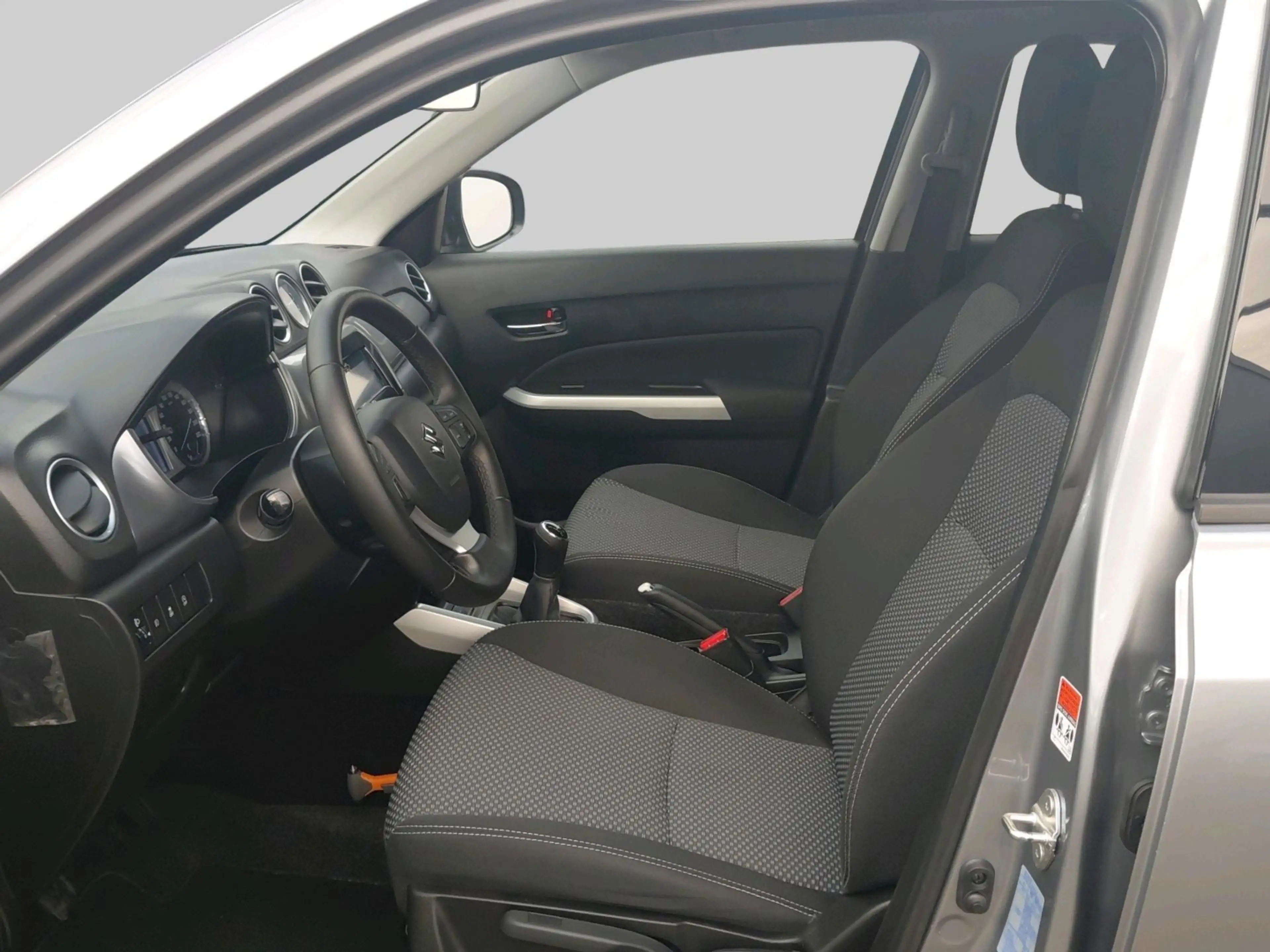 Suzuki Vitara 1.6 Exclusive — photo 10