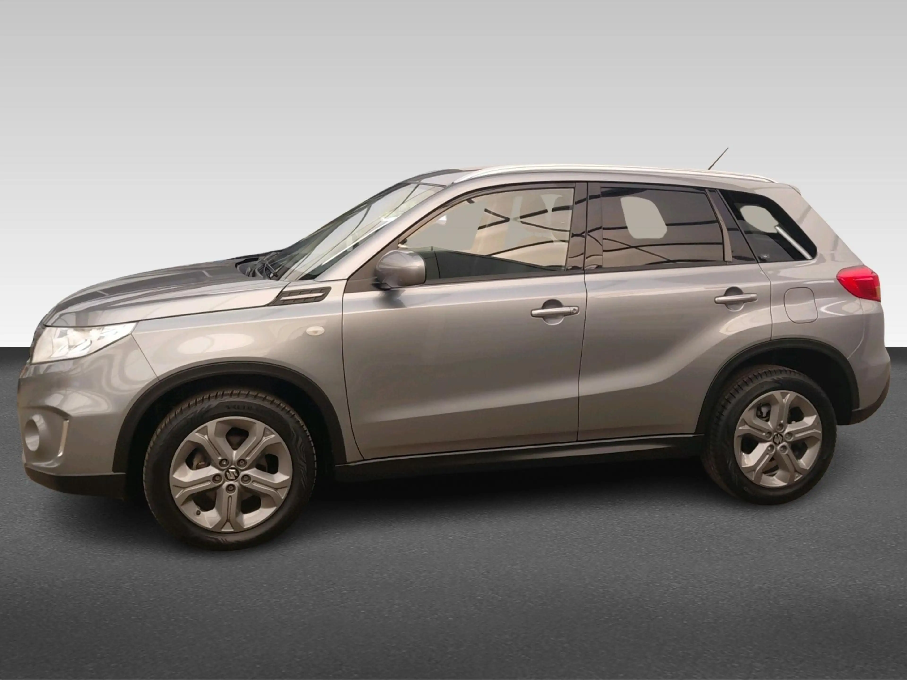 Suzuki Vitara 1.6 Exclusive — photo 2