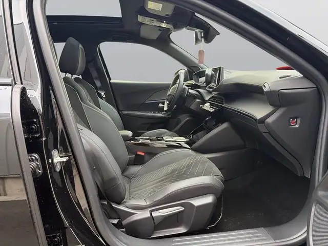 Peugeot 2008 view 13