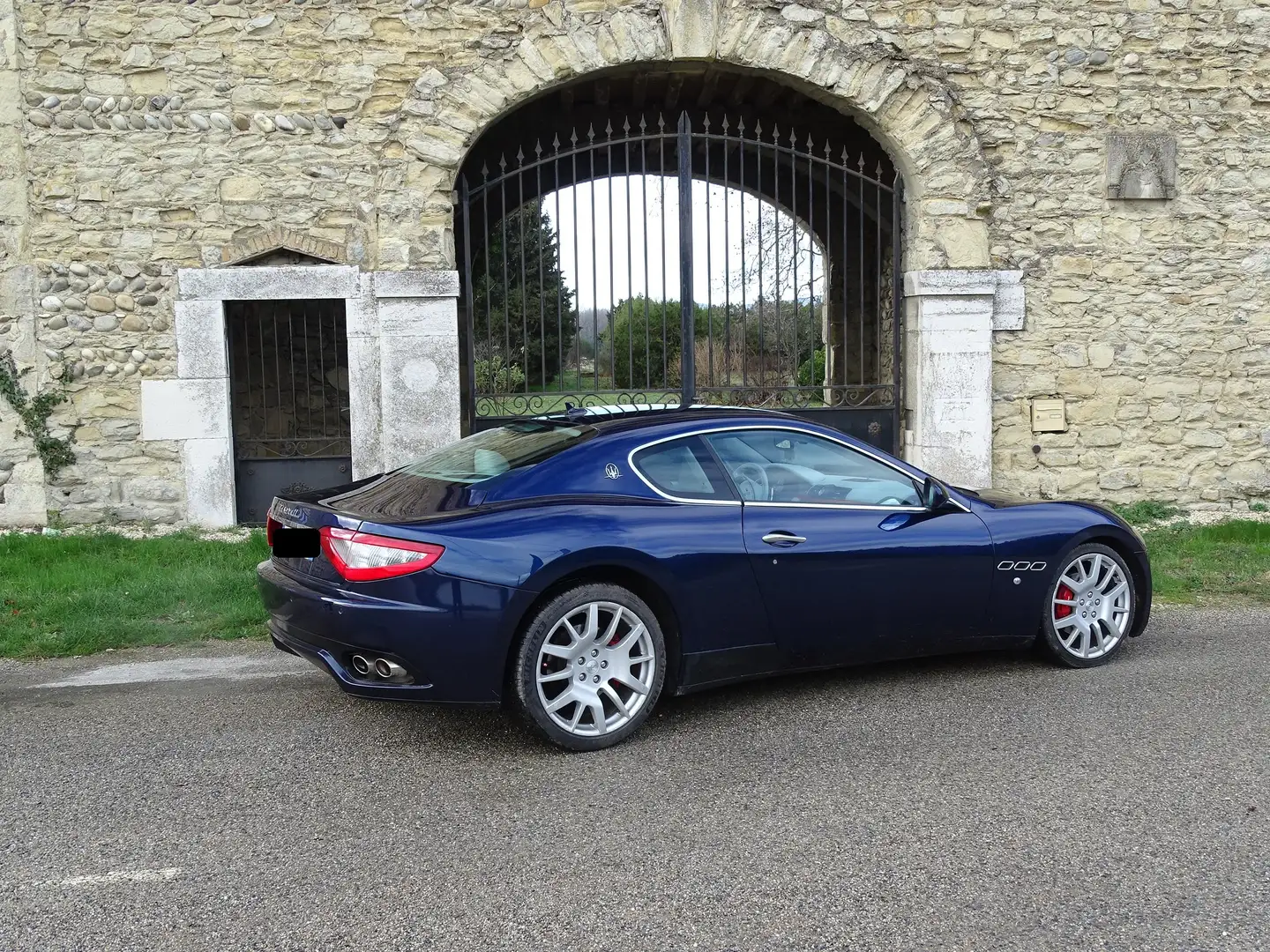 Maserati GranTurismo 4.2 V8 405 Bleu - 2