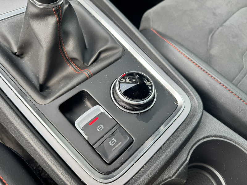 SEAT Ateca 1.0 TSI FR Intense*Panorama*Virtual Cockpit*EXPORT — photo 25