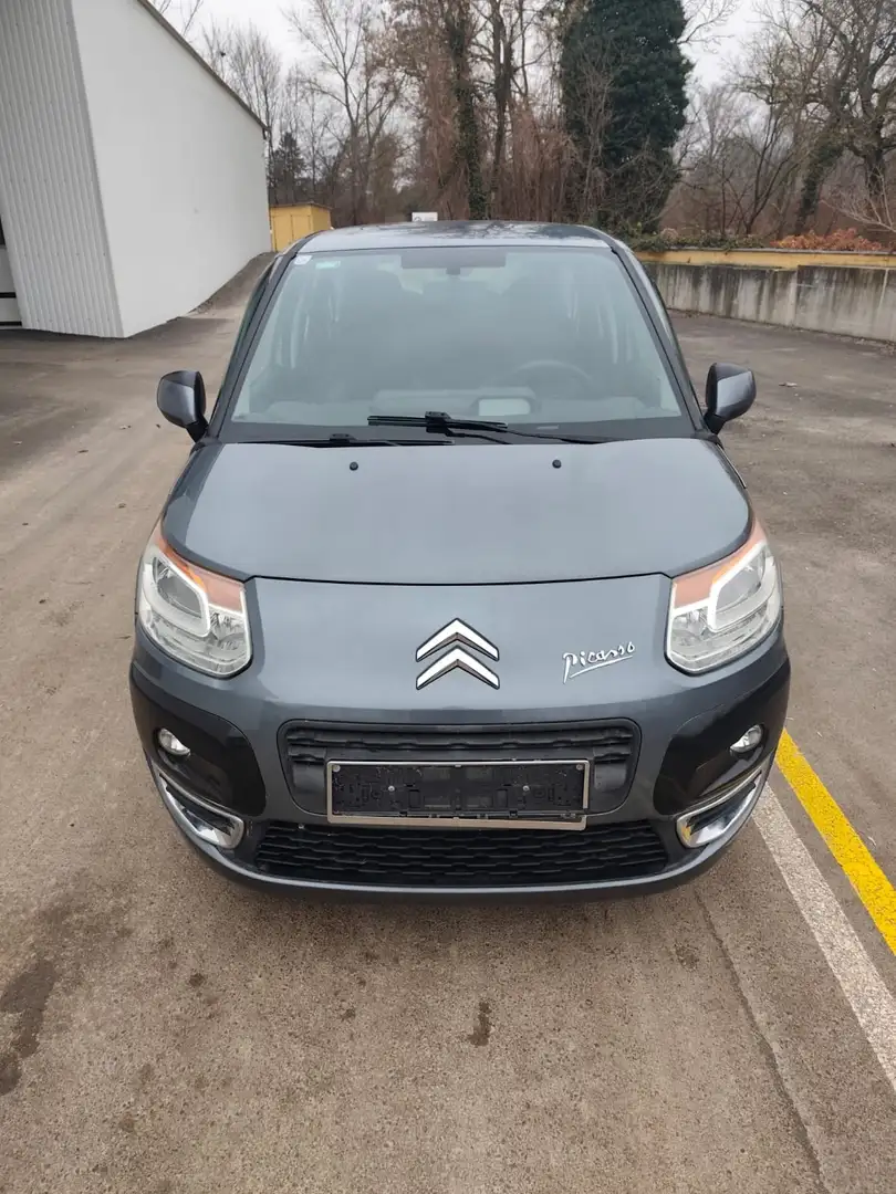 Citroen C3 Picasso 1,4 16V VTi Color Selection Grau - 2