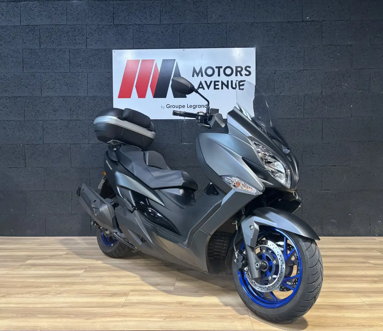 Suzuki Burgman 400 - 1