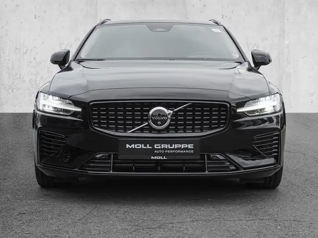 Volvo V60 view 3