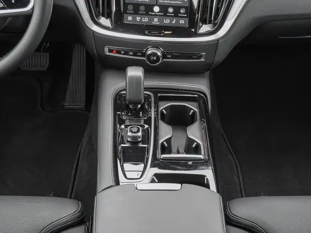 Volvo V60 view 14