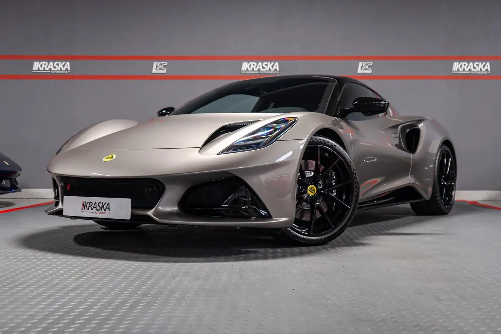 Lotus Emira 3.5 V6 First Edition RFK BLACK *SCHALTER* Szary - 2