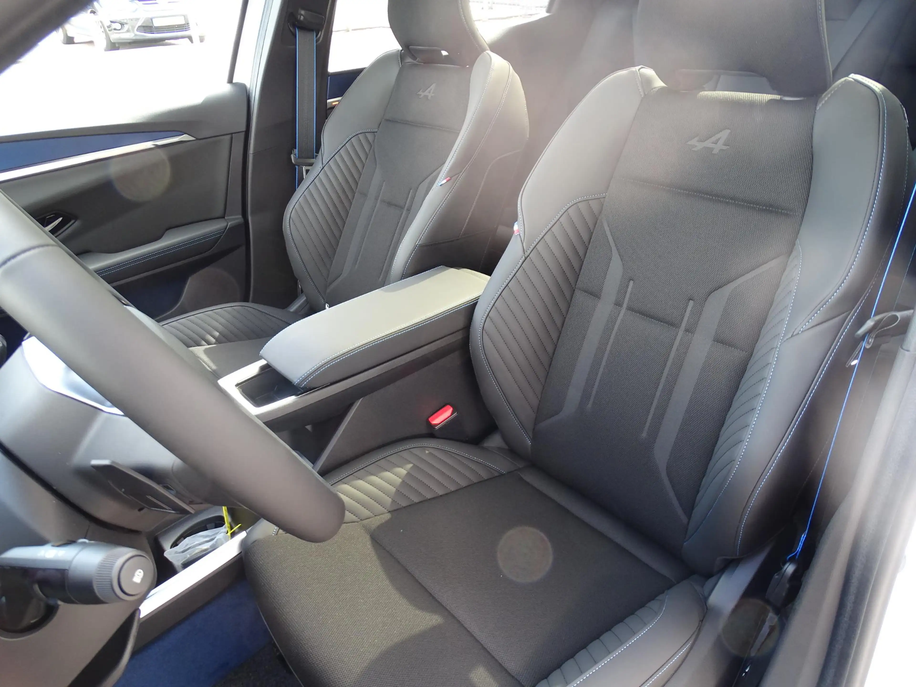 Renault Scenic E-Tech EV87 long range esprit Alpine NU 5 JAAR GAR — photo 7