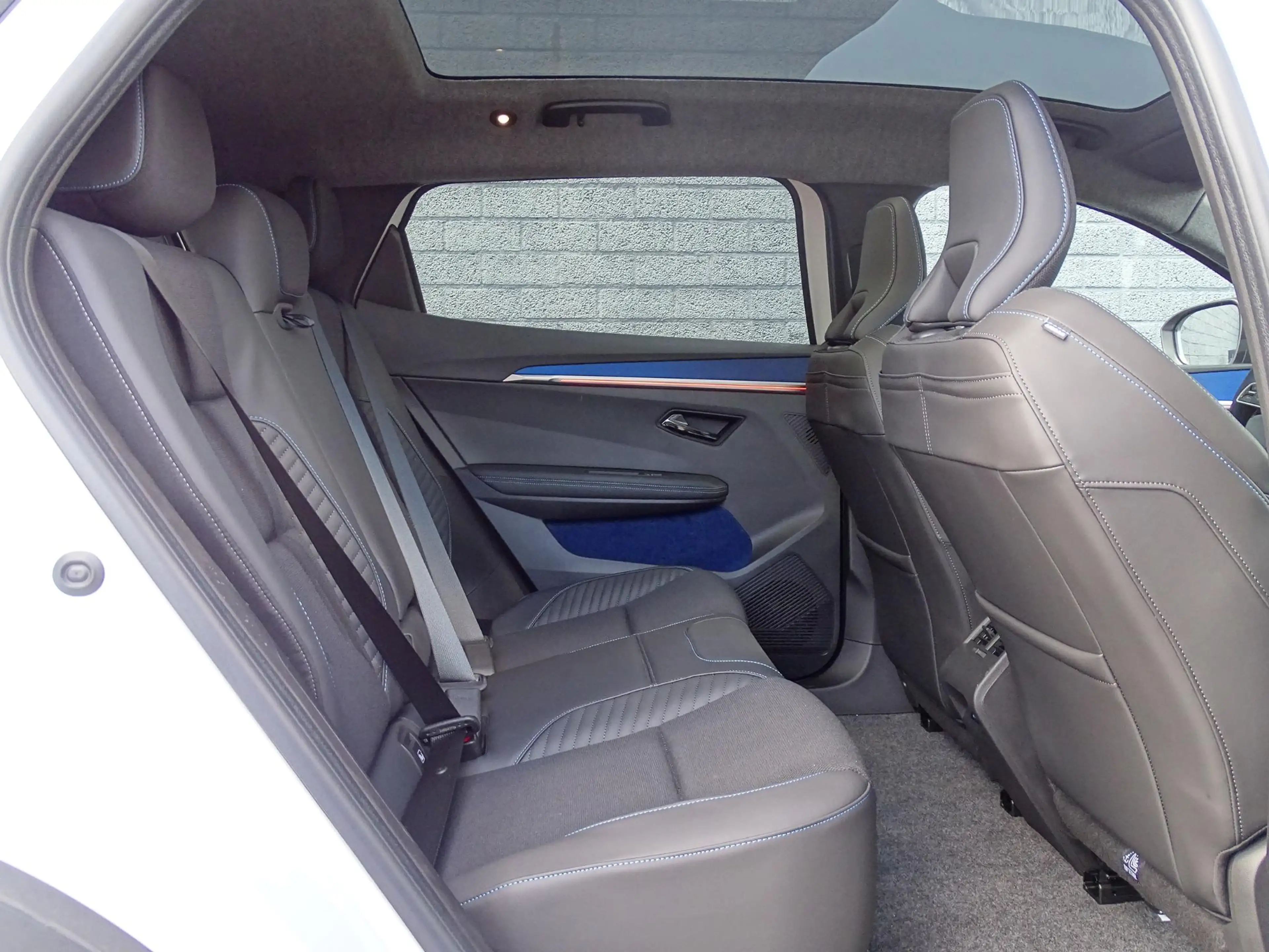 Renault Scenic E-Tech EV87 long range esprit Alpine NU 5 JAAR GAR — photo 8
