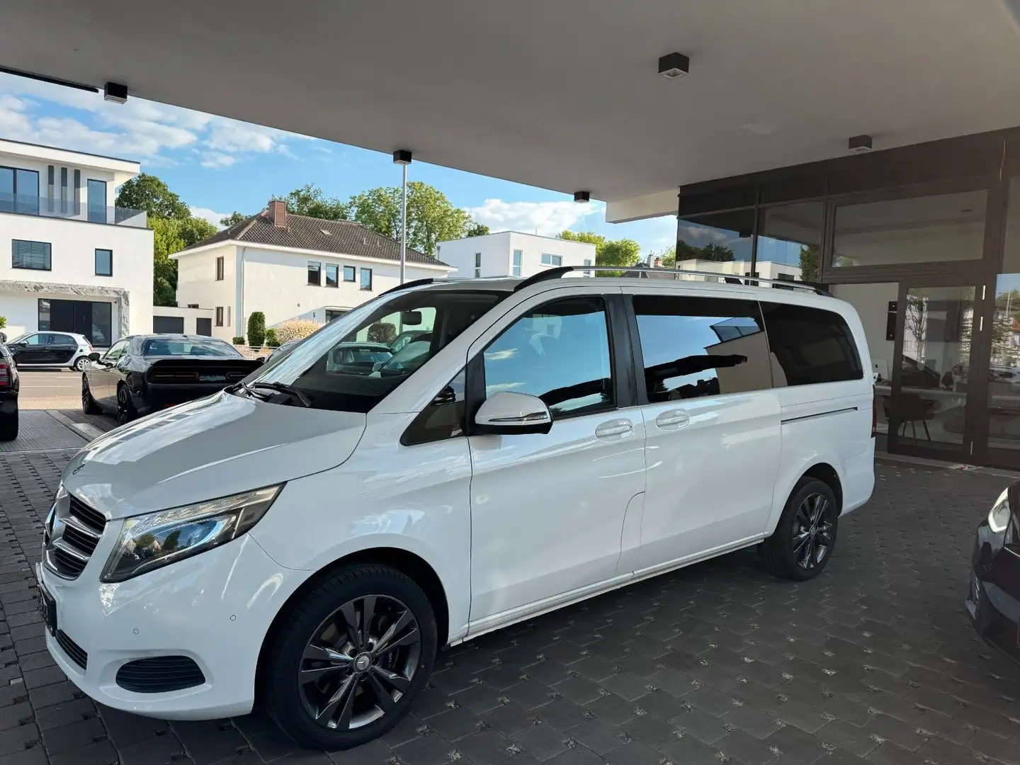 Mercedes-Benz V 220 V-Klasse Lang 4Matic|Kamera|2xSchiebetür|LED|AHK Blanc - 2