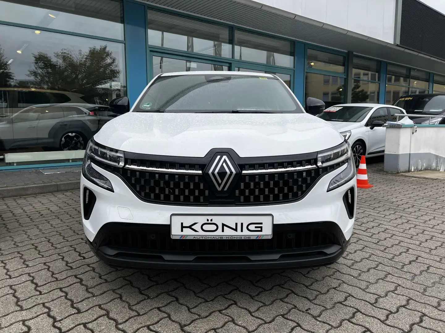 Renault Austral 1.3 TCe 140 Equilibre Automatik Weiß - 2