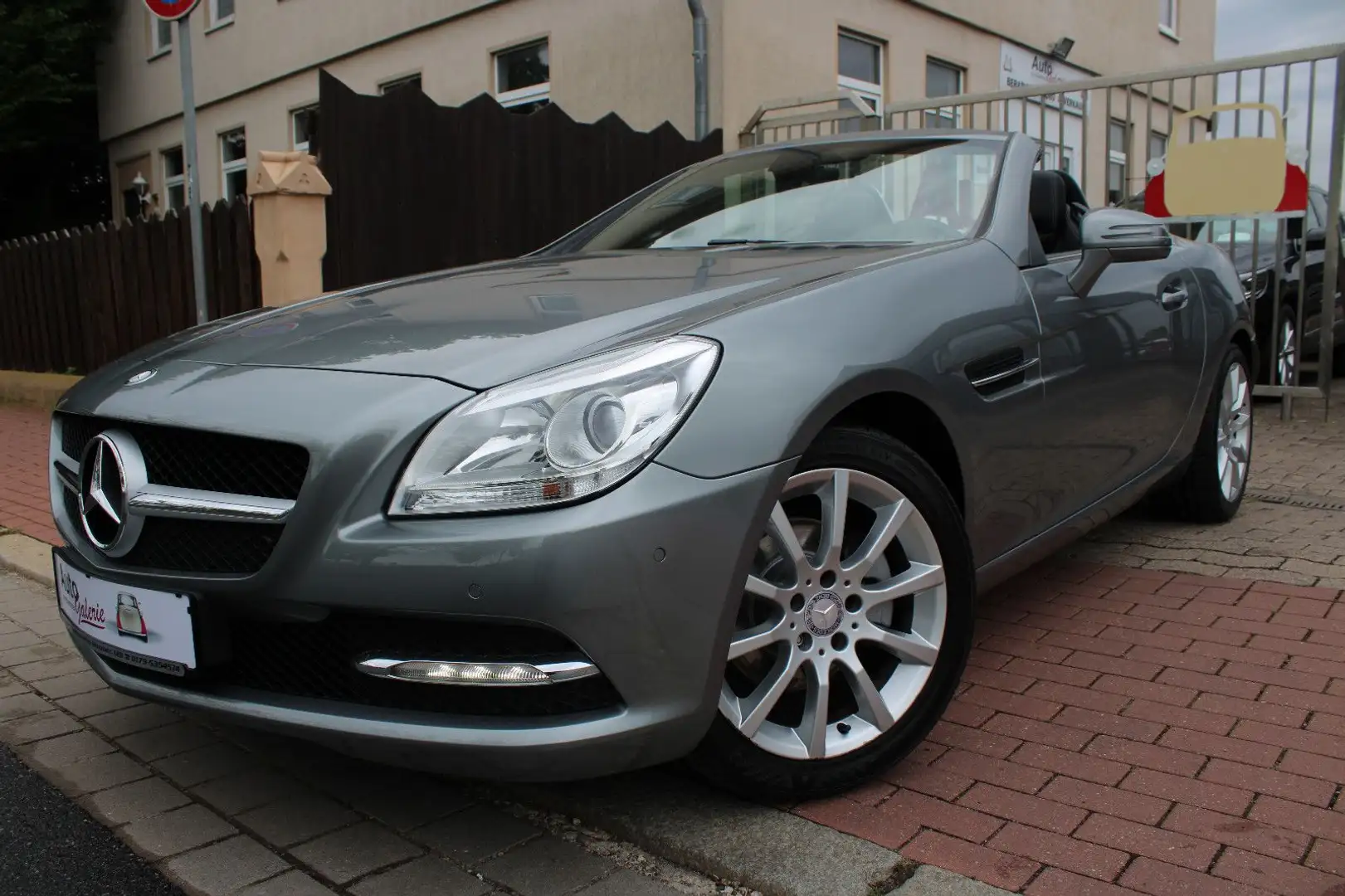 Mercedes-Benz SLK 200 Roadster|Automatik|Panorama|Alu Silber - 1