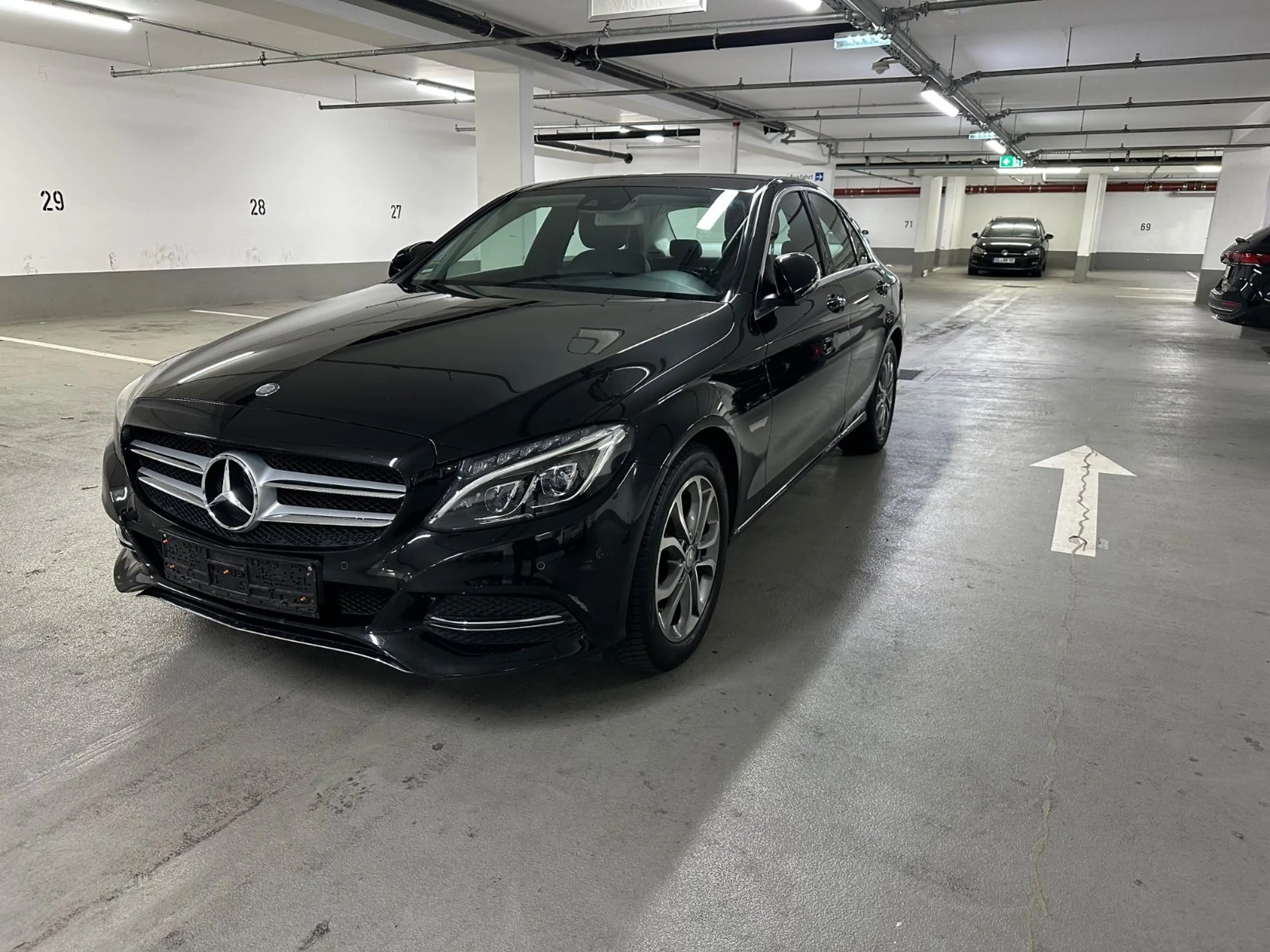 Mercedes-Benz C 180 C Limousine C 180 CGI